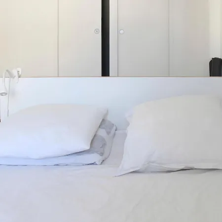 Appartamento Spacious Cocoon With A Terrace View On The Canal Parigi