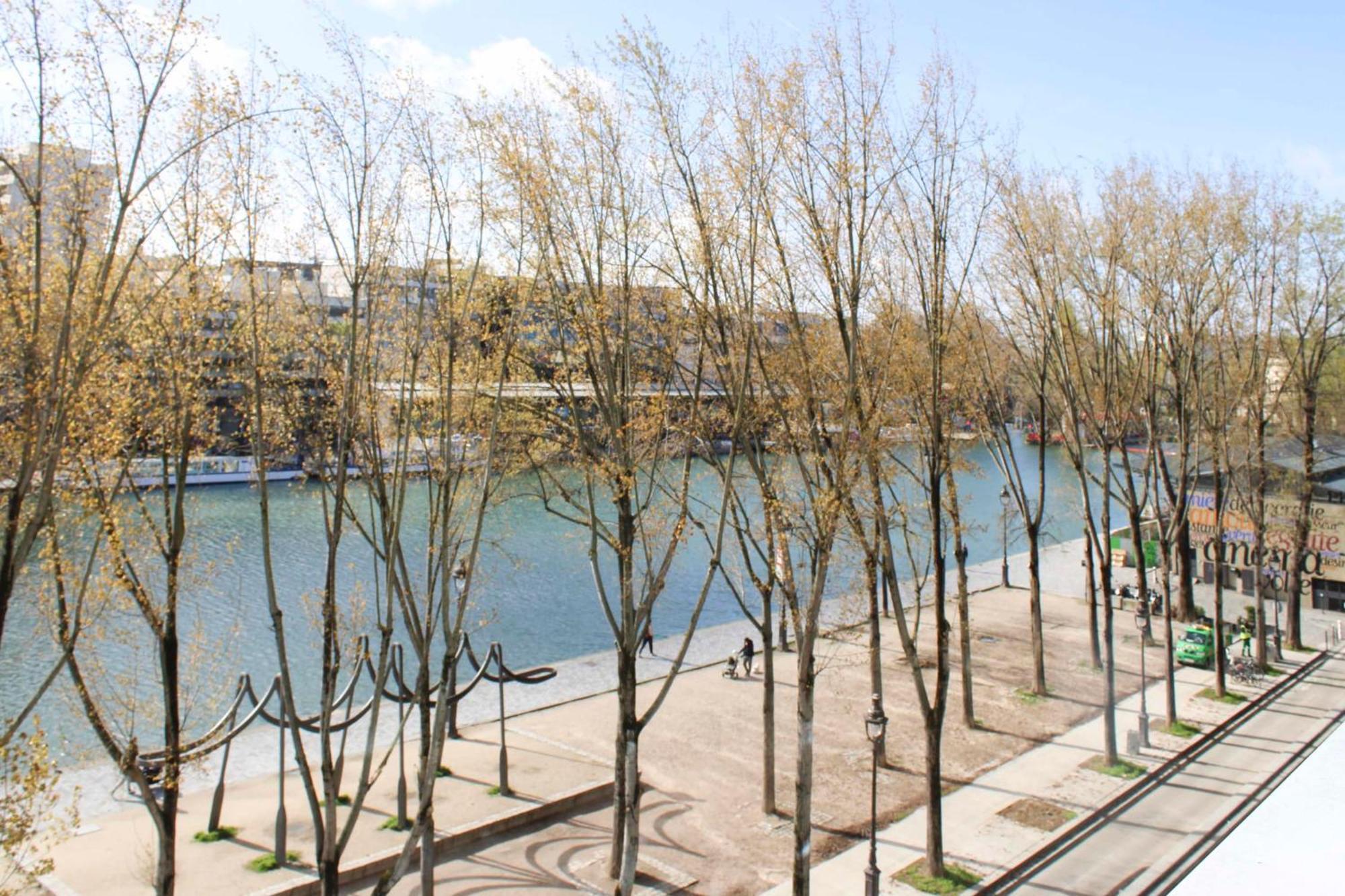 Appartamento Spacious Cocoon With A Terrace View On The Canal *
